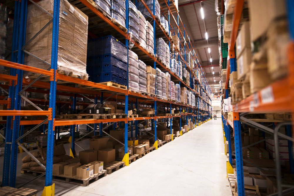 E-Commerce & Warehousing